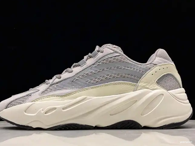 EF2829 Boost Adidas 700 Yeezy Static V2 0701